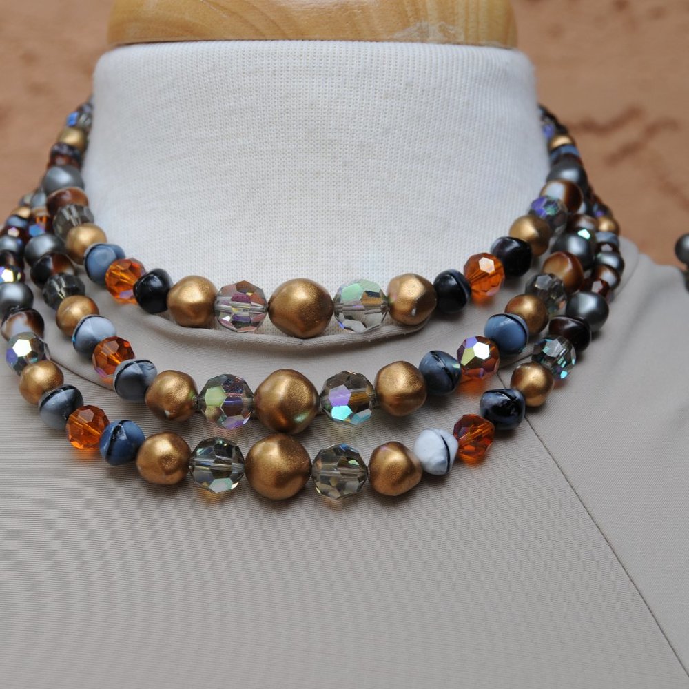 Vintage Laguna Necklace and Earrings - Picture 1 of 6
